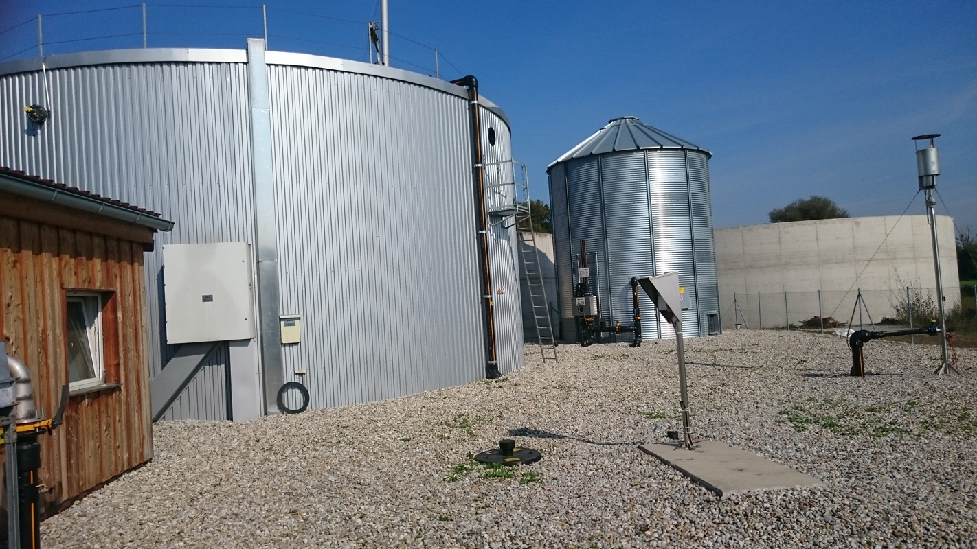 Biogaskleinanlage zur Vergärung von Gülle und Rindermist